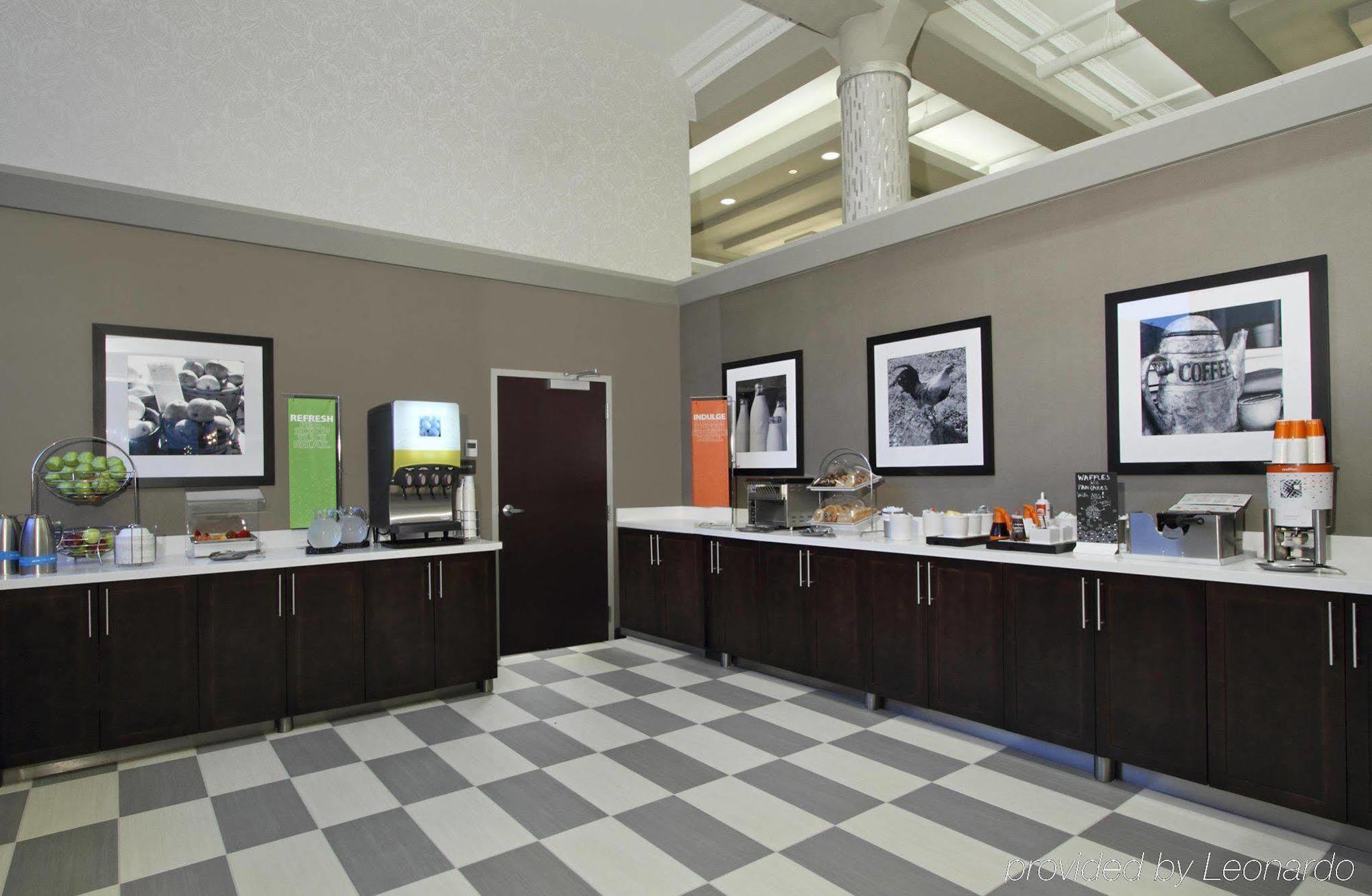 Hampton Inn Kansas City - Downtown Financial District Exterior foto